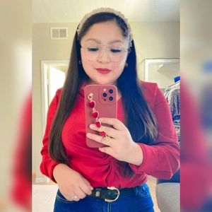 Meet your Posher, Esther